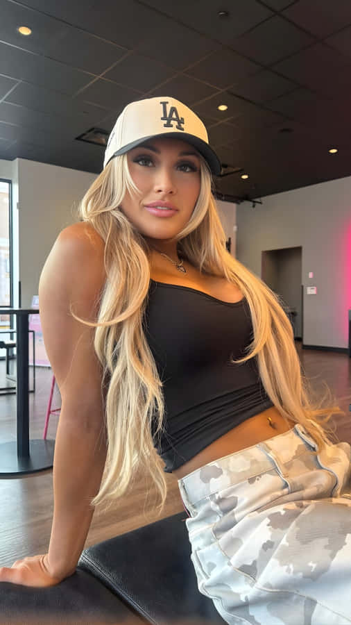 Tiffany Stratton Casual Style Wallpaper