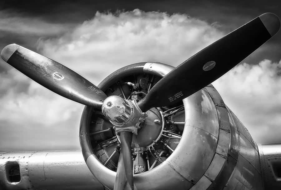 Timeless Elegance Of Vintage Aviation Wallpaper
