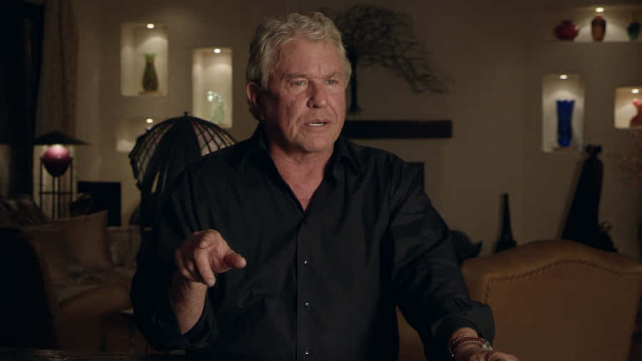 Tom Berenger In An Intense Role Wallpaper