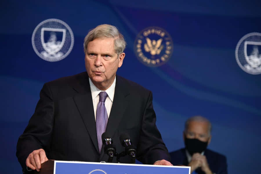 Tom Vilsack Looks Serious Wallpaper