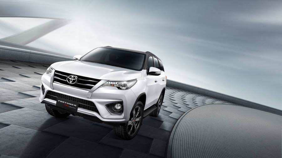 Toyota Fortuner White Trd Model Wallpaper