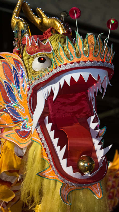 Traditional Chinese Dragon Dance Wallpaper
