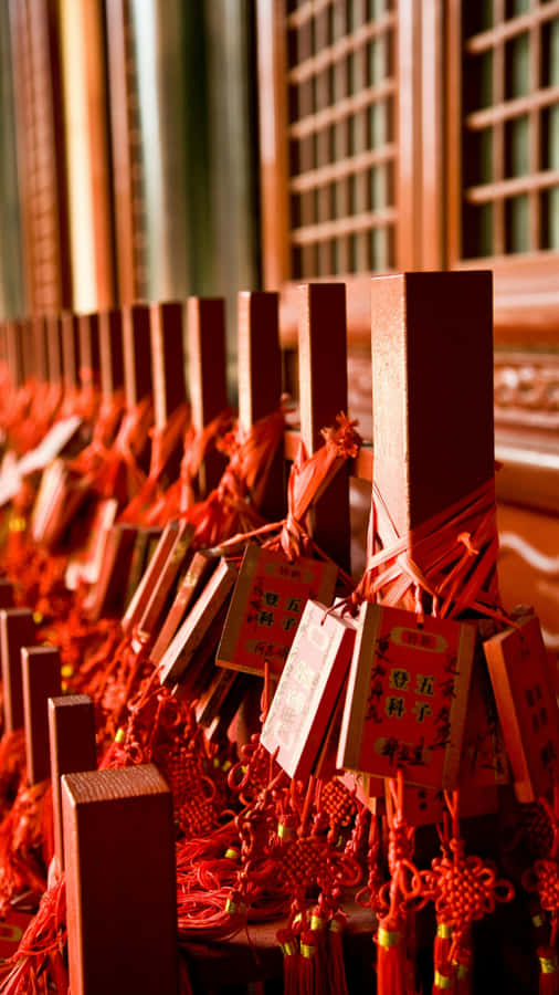 Traditional Chinese Knot Decorations Wallpaper