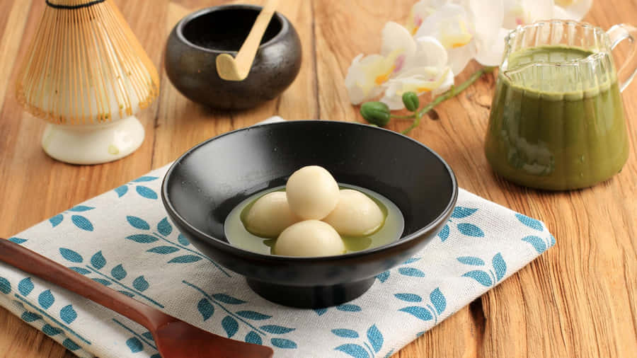 Traditional Tangyuan Dessert Wallpaper