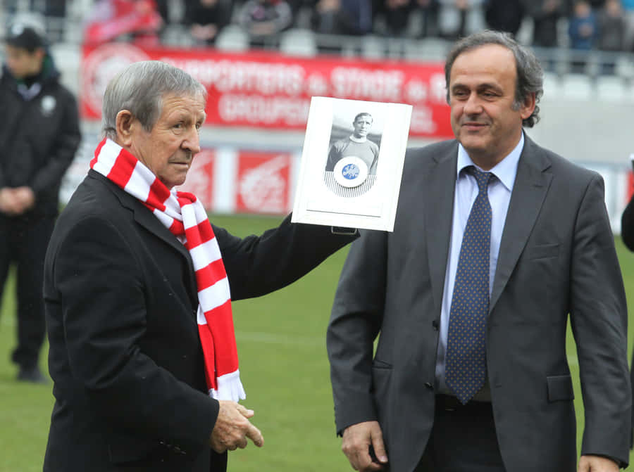 Tributeto Legendary Footballer Wallpaper