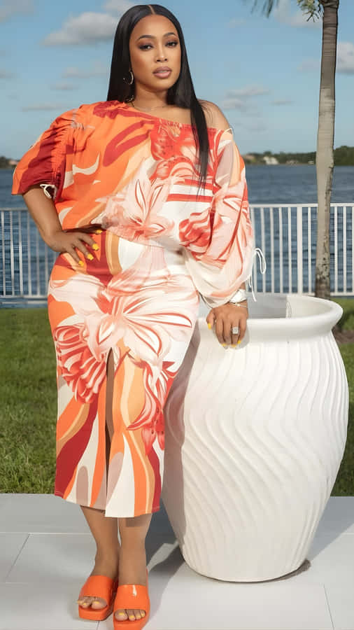 Trina Stylish Summer Look Wallpaper