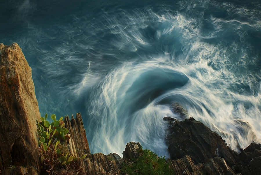 Tumultuous Ocean View Wallpaper
