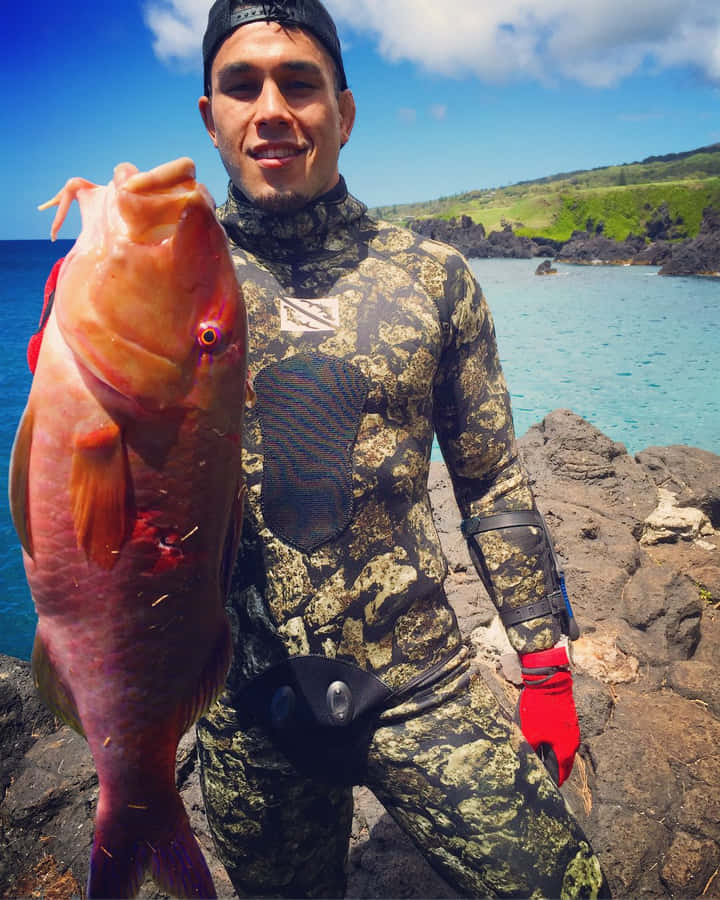 Ufc Fighter Brad Tavares Fishing Wallpaper