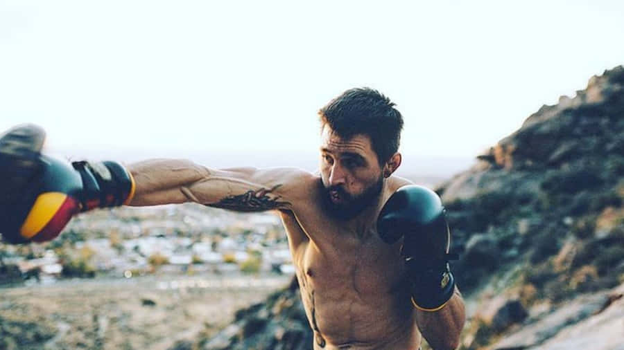 Ufc Record Breaker Carlos Condit Wallpaper