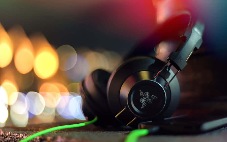 Unlock Crystal Clear Gaming Audio With Gaming Headsets Wallpaper