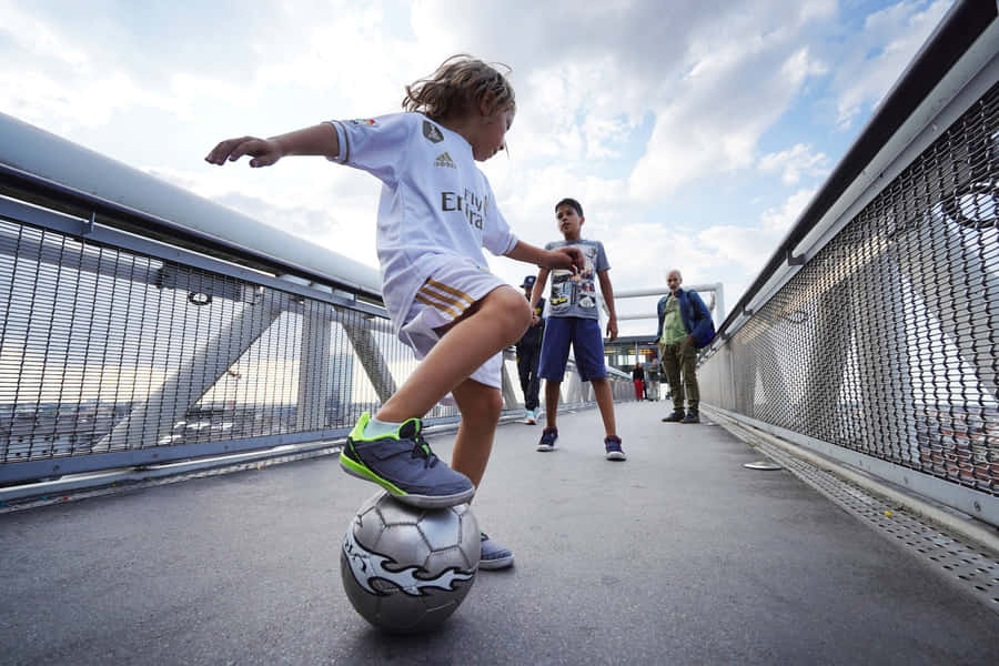 Urban_ Street_ Soccer_ Skills.jpg Wallpaper