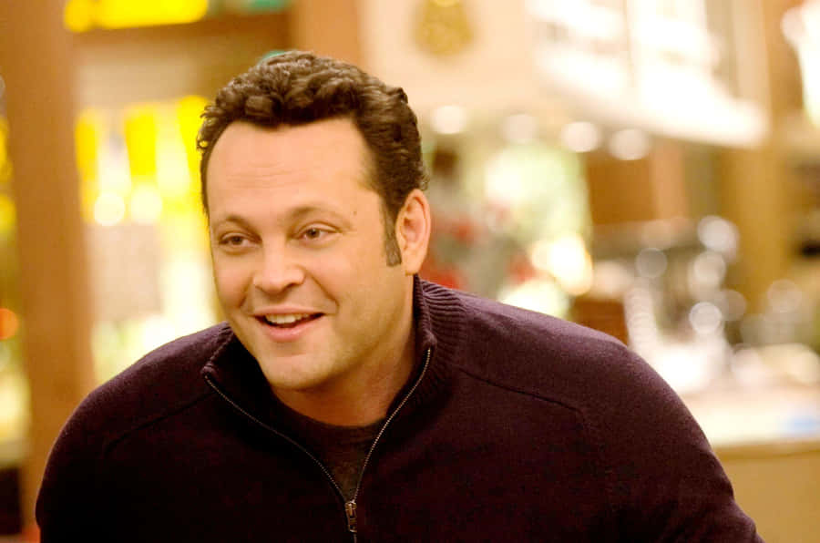 Vince Vaughn Smiling At Hollywood Event Wallpaper