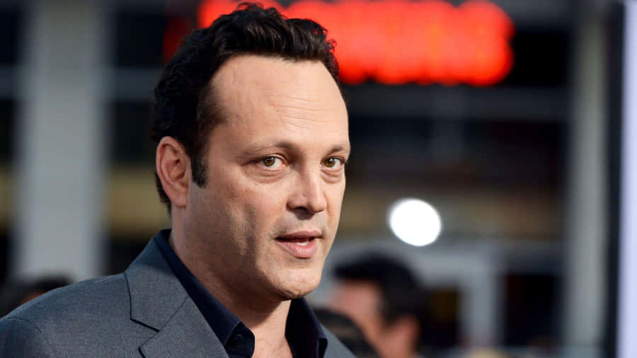 Vince Vaughn Striking A Pose For The Camera Wallpaper