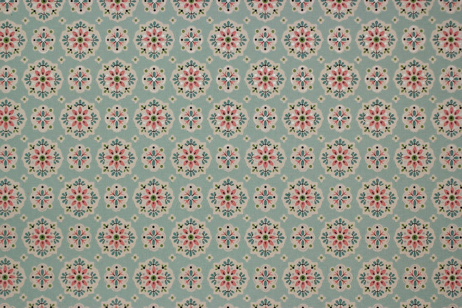 Vintage Aesthetic Floral Pattern Wallpaper