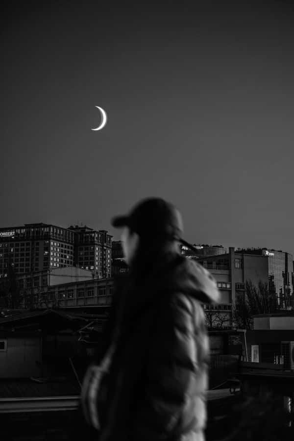 Vulnerable Girl At Night Wallpaper