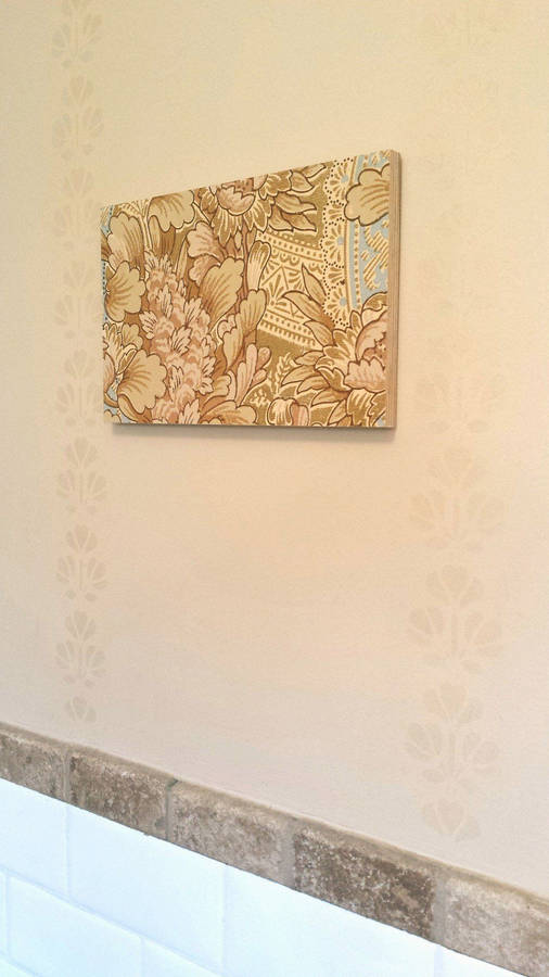 Wall With Painting In Tan Aesthetic Wallpaper