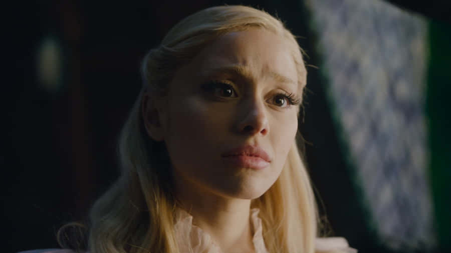 Wicked Glinda Character Portrait Wallpaper