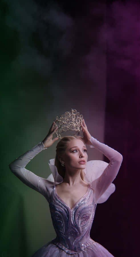 Wicked Glinda Crown Moment Wallpaper