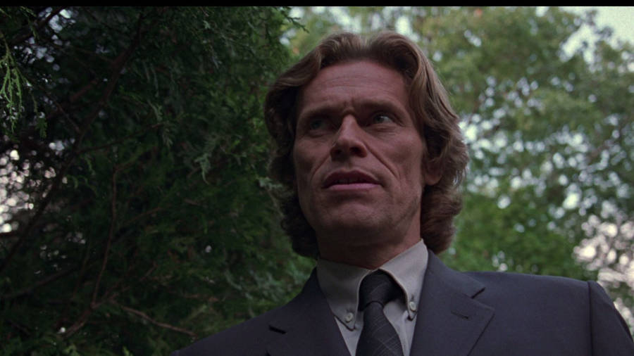 Willem Dafoe Outside Wallpaper