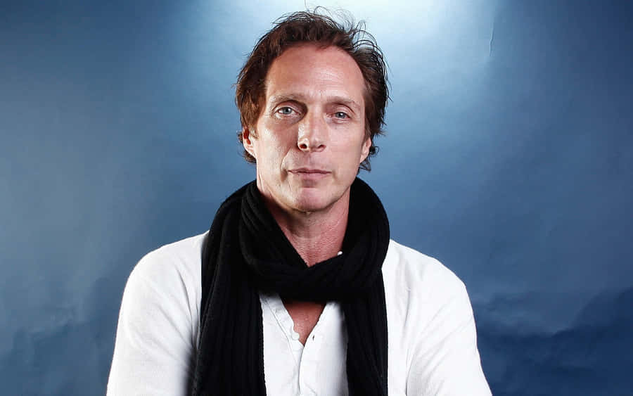 William Fichtner Posing Confidently Wallpaper