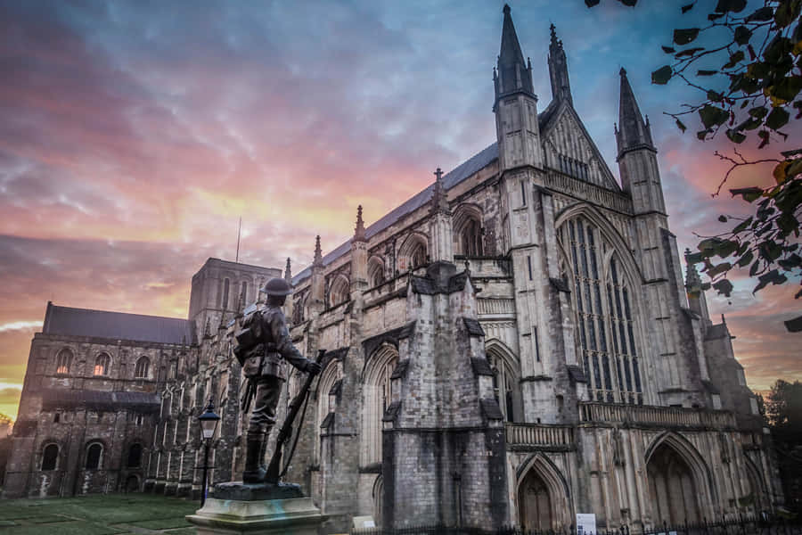 Winchester Cathedral Sunset Statue Wallpaper