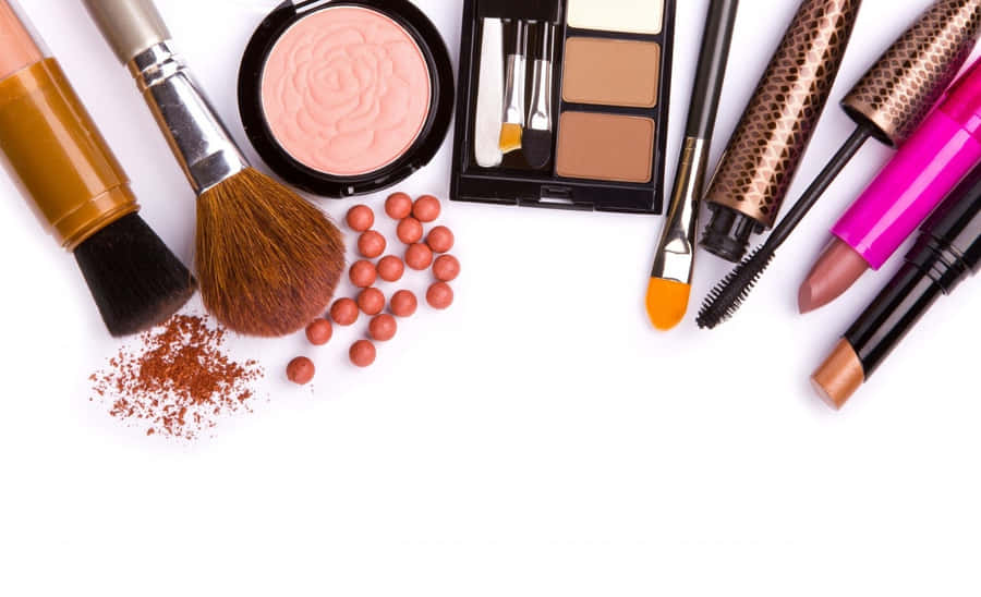 Woman With Glossy Hair Wallpaper