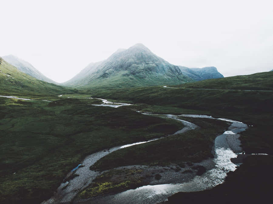 Working Smarter With A Vsco Laptop Wallpaper