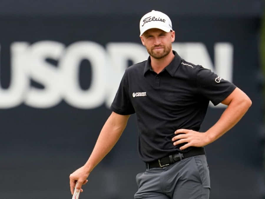 Wyndham Clark, Pga Golf Champion In Action Wallpaper