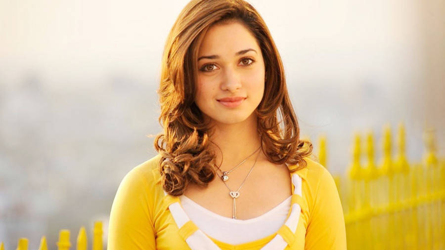 Yellow Aesthetic Tamannaah Bhatia Wallpaper