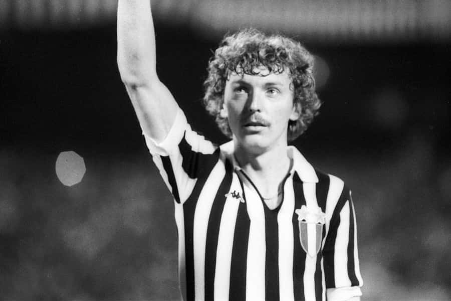 Zbigniew Boniek Juventus Vertical Stripe Kit Wallpaper