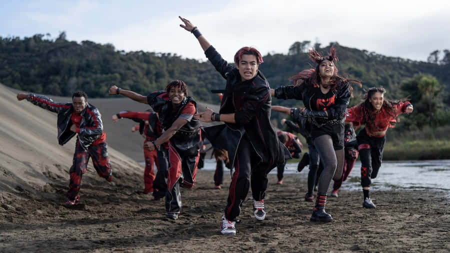 Zombies 4 Cast In Action Wallpaper