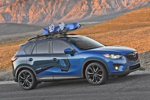 2022 Mazda Cx-5 In Stunning Red Wallpaper