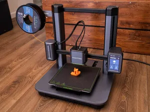 3d Printer At Work Wallpaper