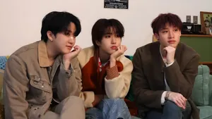 3racha Group Members Sitting Wallpaper