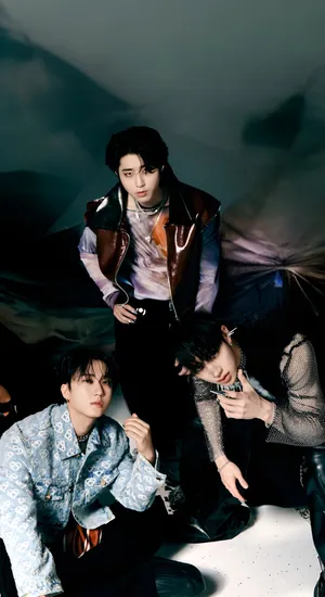 3racha Group Style Wallpaper