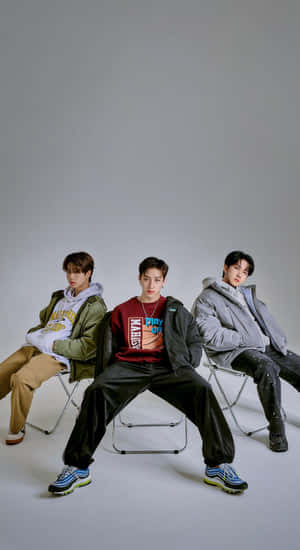 3racha Group Style Wallpaper