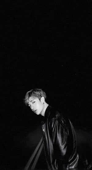 3racha Member In Black Wallpaper