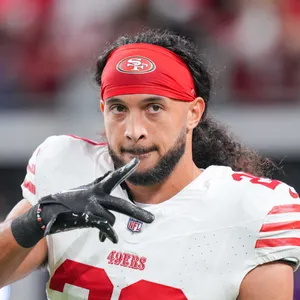 49ers Player Headband Gesture Wallpaper