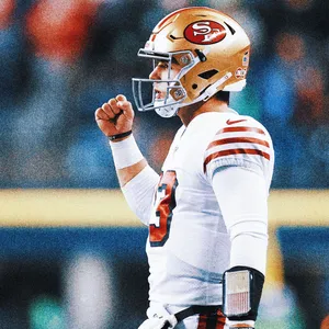 49ers Quarterback Action Shot Wallpaper