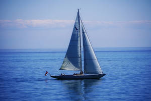 4k Beach White Boat Wallpaper