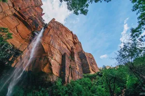 4k Hdmi Cable Connection Wallpaper