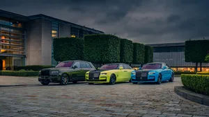 4k Laptop Car Mansion Luxury Cars Wallpaper