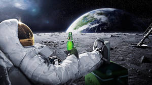 4k Laptop Chilling Astronaut On Moon Wallpaper