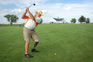 4k Old Golfer With Metal Foot Wallpaper