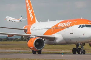 4k Plane Easy Jet Wallpaper