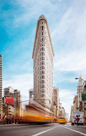 4k Ultra Hd Phone Flatiron Building Wallpaper