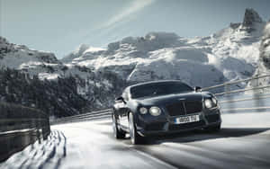 A Classic Beauty -- Old Bentley Wallpaper