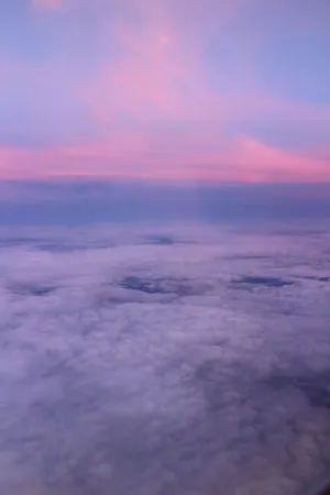 A Colorful Take On An Urban-inspired Aesthetic. Wallpaper