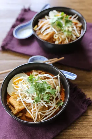 A Delightful Feast Of Chicken Curry Laksa Wallpaper
