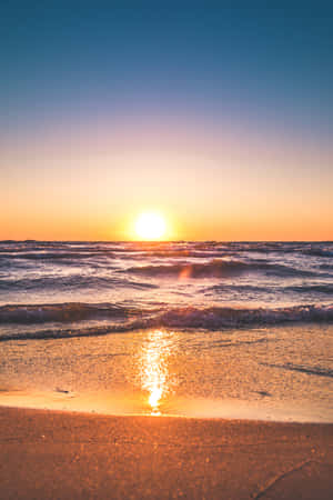 A Dreamy Summer Sunset At The Beach. Wallpaper